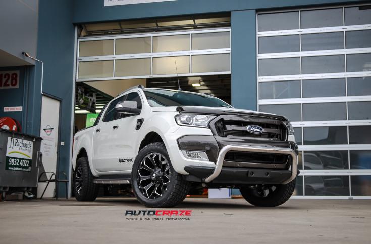 FORD RANGER ASSAULT GLOSS BLACK MILLED ACCENTS